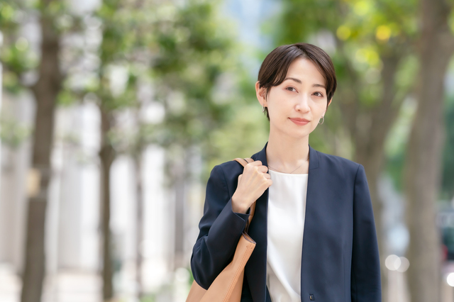 「転職サイト」と「転職エージェント」の違いとは?効果的な使い分け方を解説|管理部門の転職